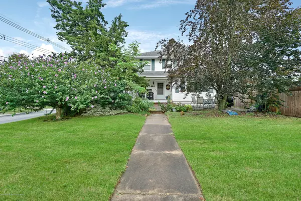 Spring Lake, NJ 07762,424 Essex Avenue