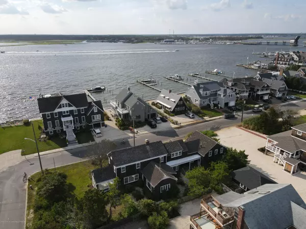 Mantoloking, NJ 08738,1339 Bay Avenue