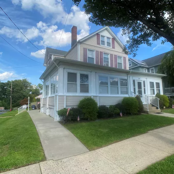 301 S Pine Avenue, South Amboy, NJ 08879