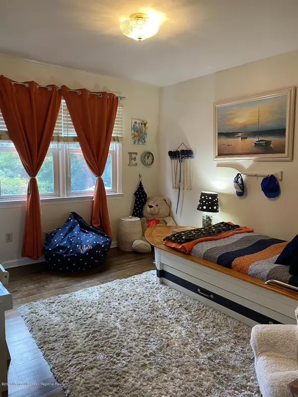 Little Silver, NJ 07739,450 Branch Avenue