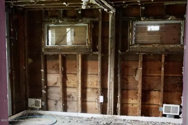 Fair Haven, NJ 07704,69 Navesink Avenue