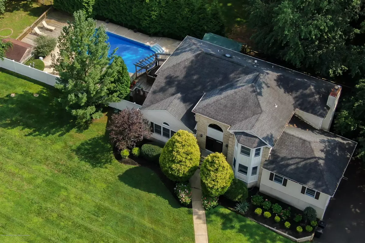 Farmingdale, NJ 07727,4 Tall Oaks Court