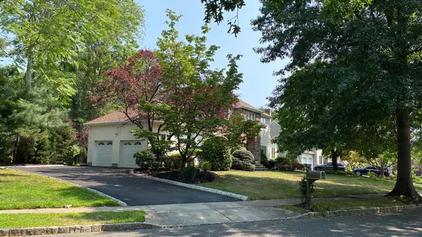 Matawan, NJ 07747,32 Somerset Place