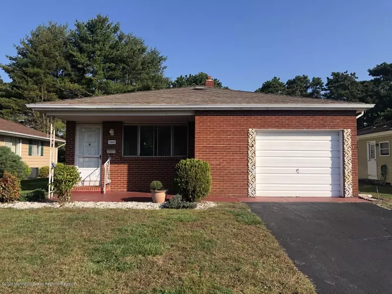 300 Fort De France Avenue, Toms River, NJ 08757