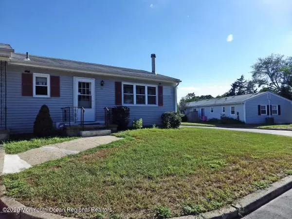 14 Primrose Lane, Jackson, NJ 08527