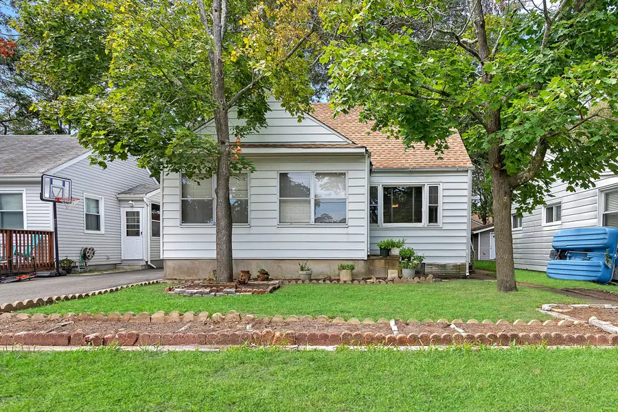 12 George Road, Toms River, NJ 08753