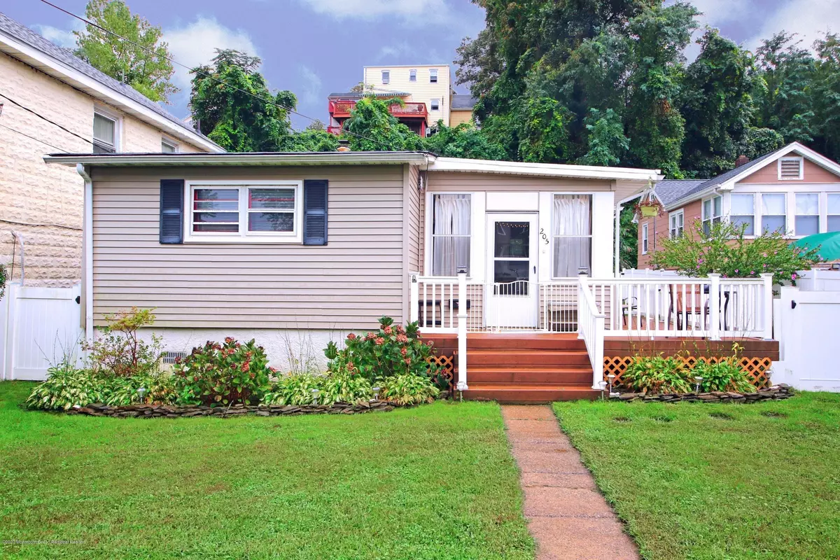 Highlands, NJ 07732,205 Shore Drive