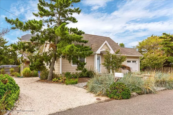 Mantoloking, NJ 08738,324 Sea Breeze Way