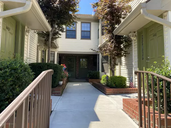 Parlin, NJ 08859,1412 Pebble Place #1412