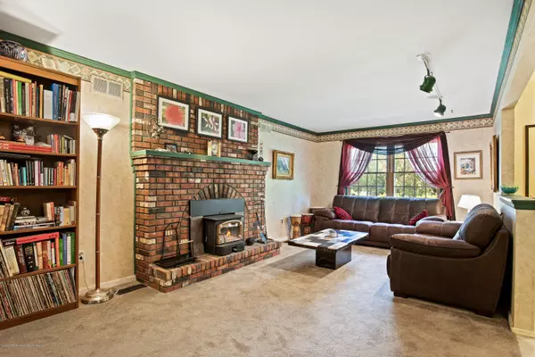 East Brunswick, NJ 08816,5 Glover Road