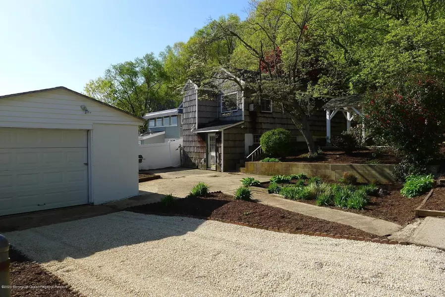 276 Bayside Drive, Highlands, NJ 07732