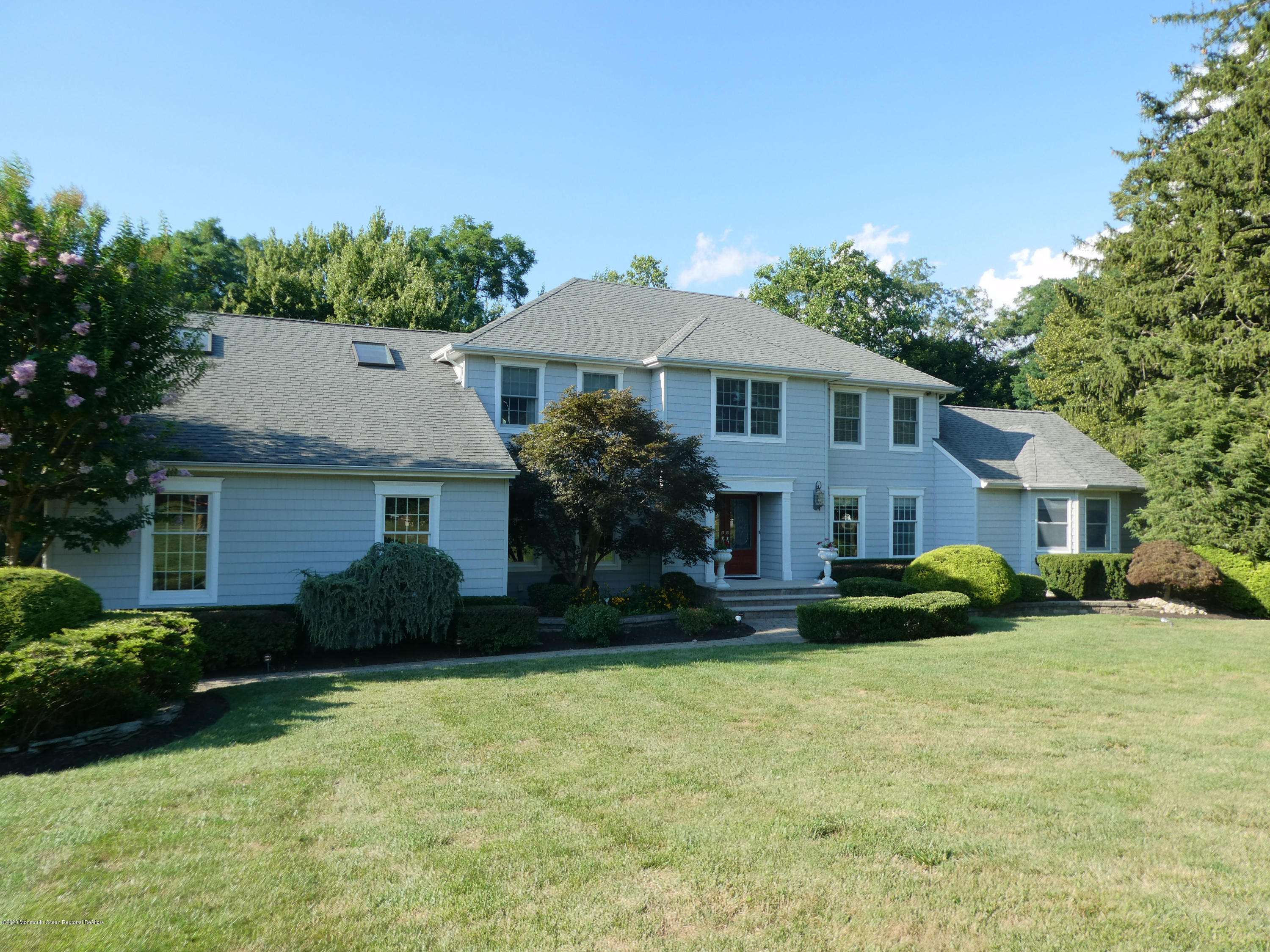 Holmdel, NJ 07733,3 Ridge Hill Way