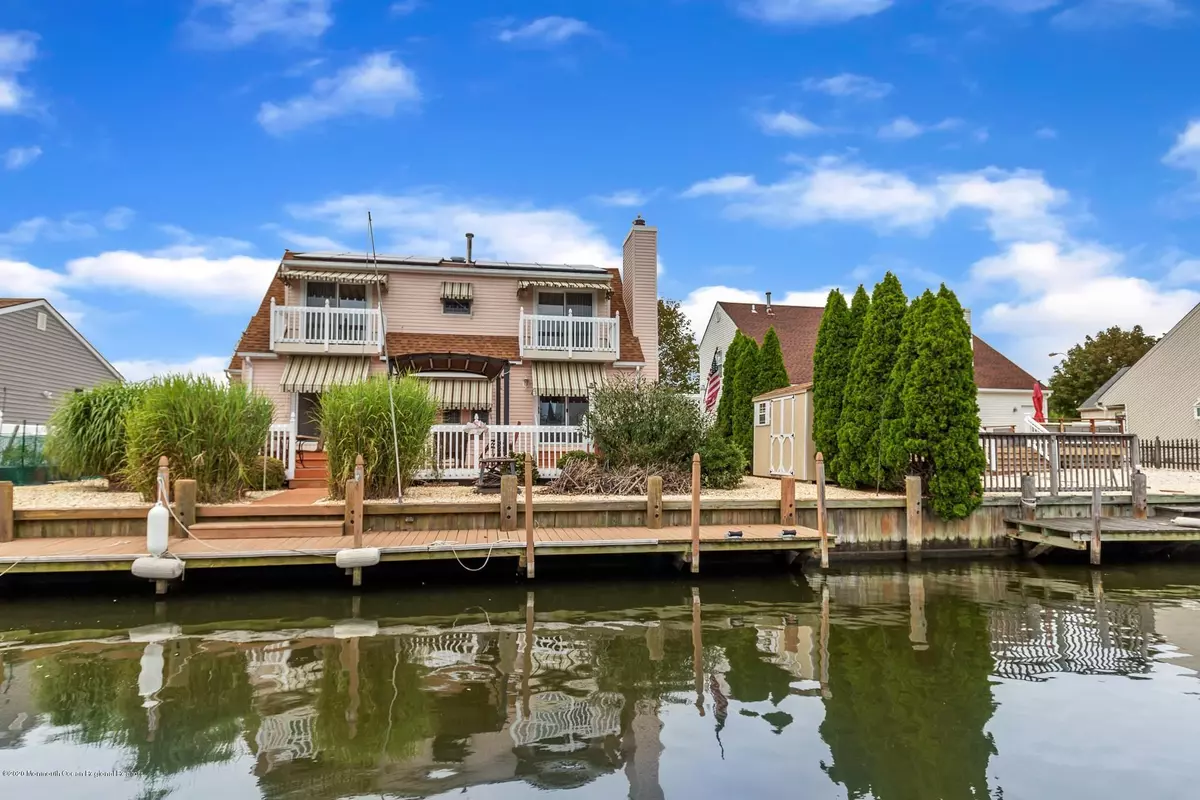 Bayville, NJ 08721,106 Moorage Avenue