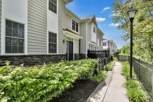 Little Silver, NJ 07739,20 Carriage Gate Drive