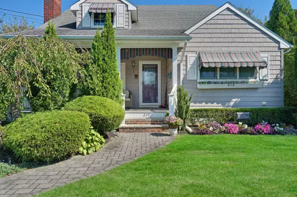 Spring Lake, NJ 07762,210 Atlantic Avenue