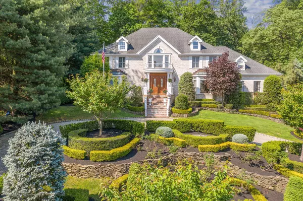 Holmdel, NJ 07733,66 Takolusa Drive