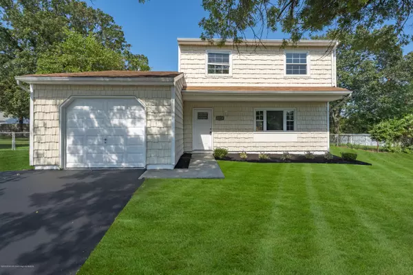 108 Marilyn Drive, Brick, NJ 08723