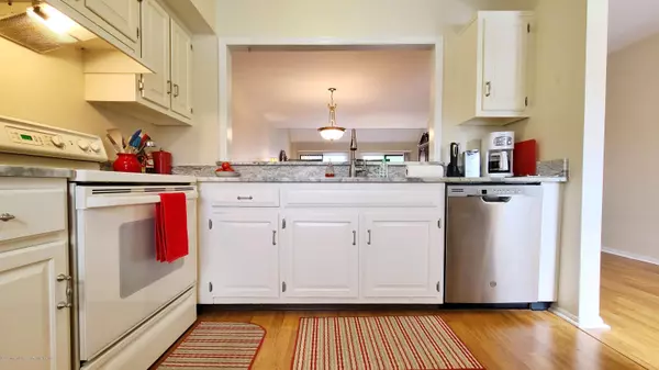 Spring Lake Heights, NJ 07762,45 Wyckham Road