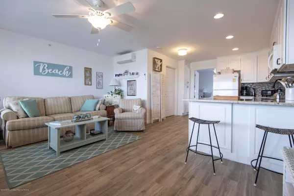 Ortley Beach, NJ 08751,1935 Ocean Avenue #21