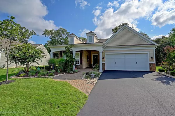 Farmingdale, NJ 07727,5 W Fontaine Way