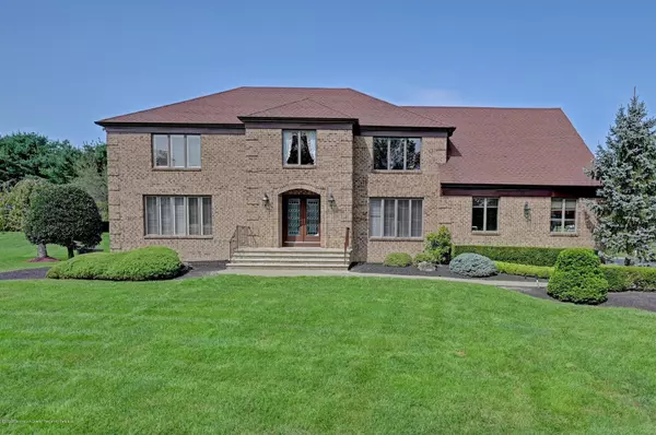 Marlboro, NJ 07746,7 Eileen Lane