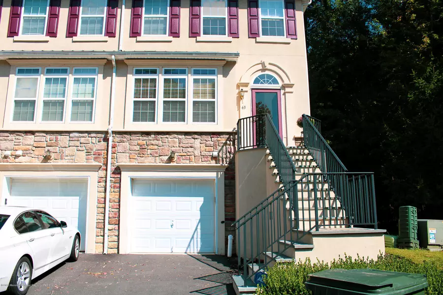 63 W Aspen Way, Matawan, NJ 07747