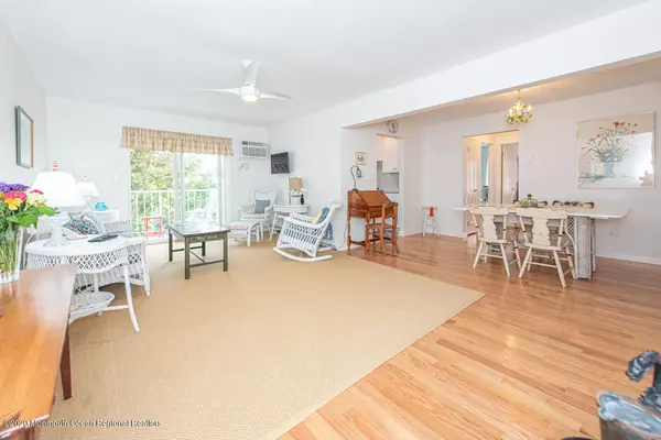 Ocean Grove, NJ 07756,66 Whitefield Avenue #127