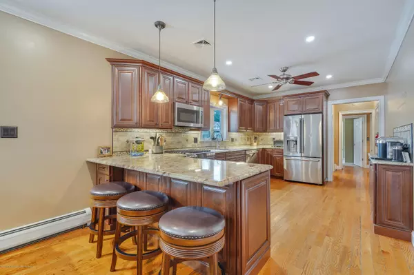 North Middletown, NJ 07748,60 Carter Avenue