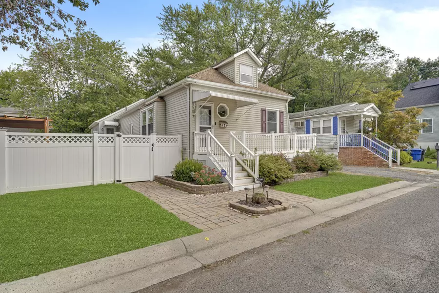 60 Carter Avenue, North Middletown, NJ 07748