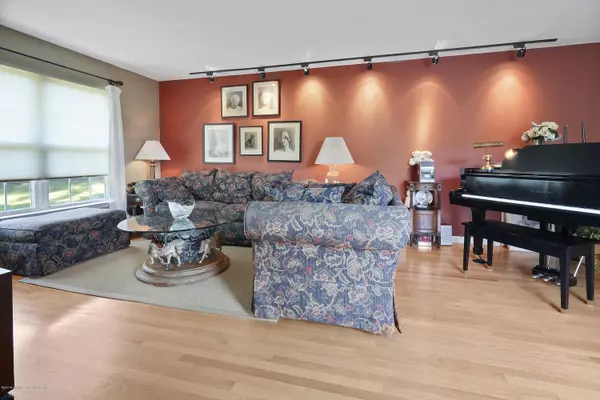 Wall, NJ 07719,372 Volley Court