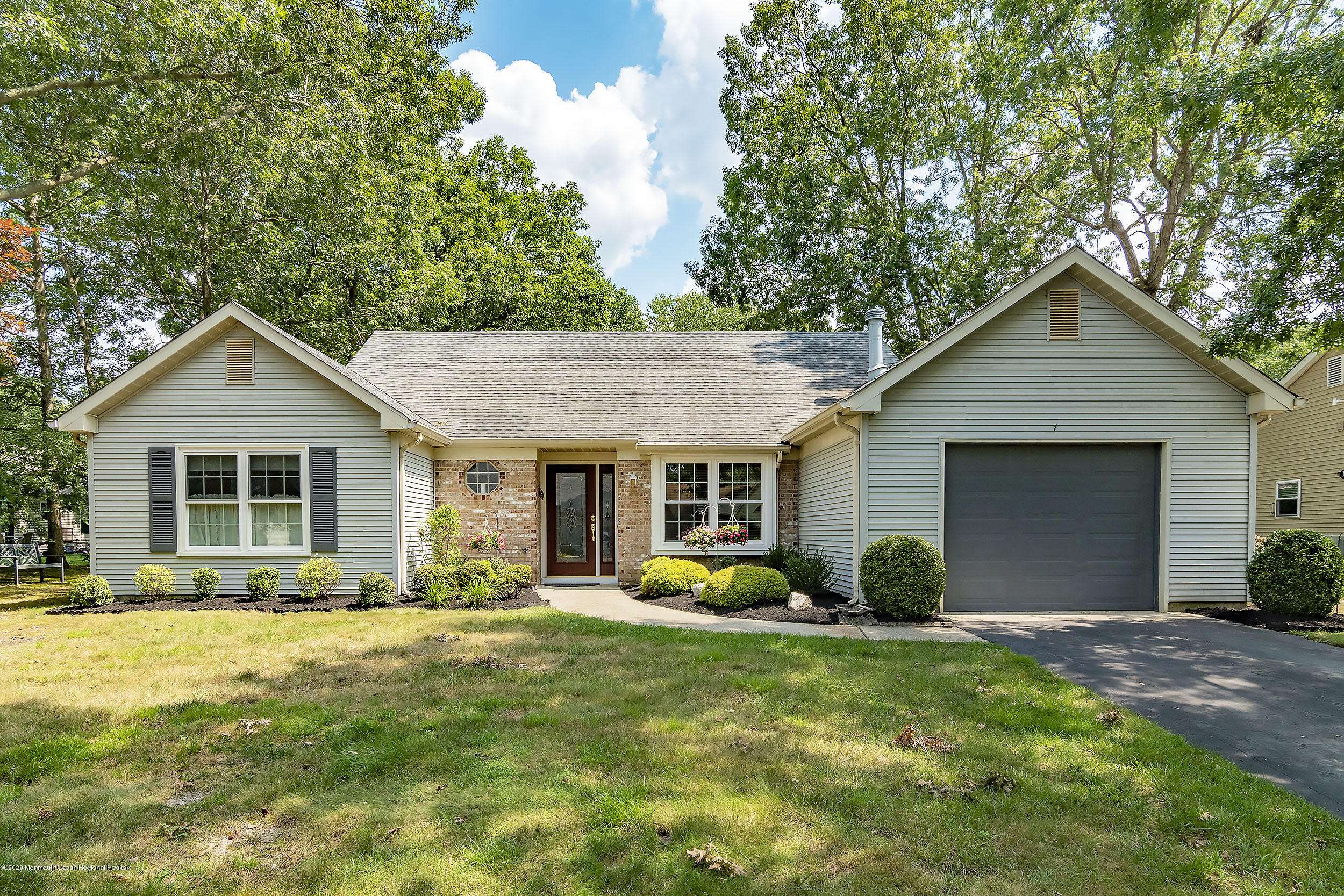 Whiting, NJ 08759,7 Morning Glory Lane