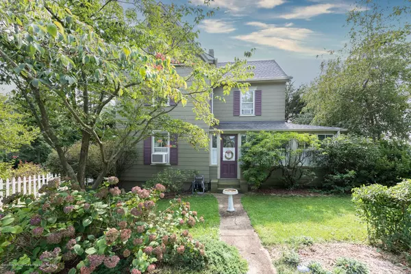 Atlantic Highlands, NJ 07716,62 Avenue D