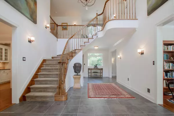 Rumson, NJ 07760,33 Buena Vista Avenue