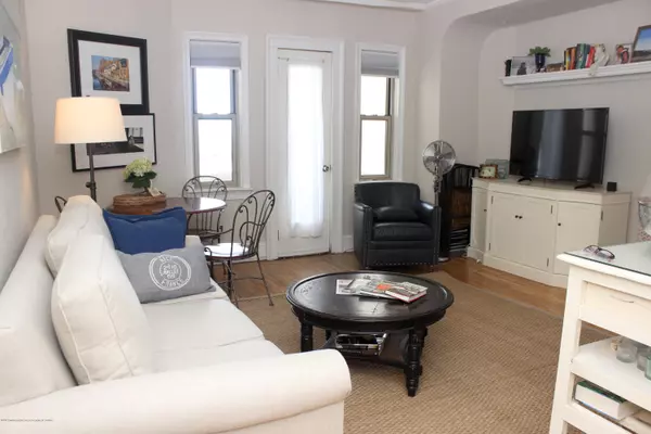 400 Deal Lake Drive #5L, Asbury Park, NJ 07712