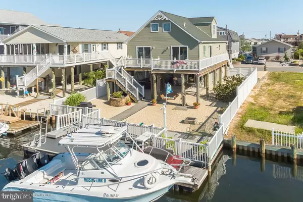 136 S Captains Drive, Little Egg Harbor, NJ 08087