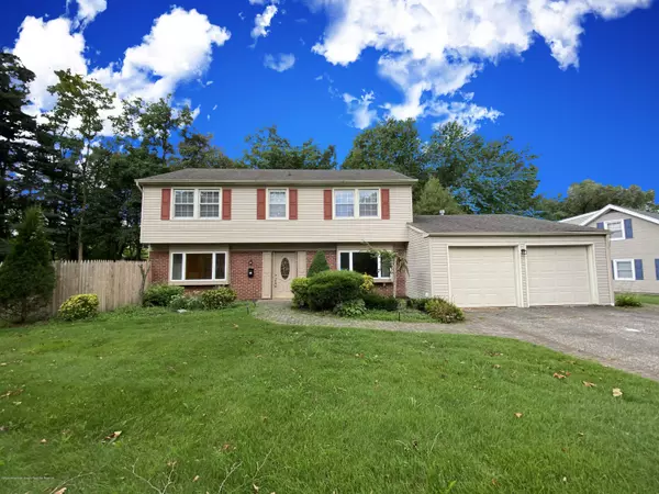 92 Avalon Lane, Aberdeen, NJ 07747