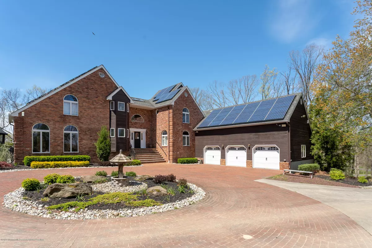 Millstone, NJ 08510,4 Moonlight Court