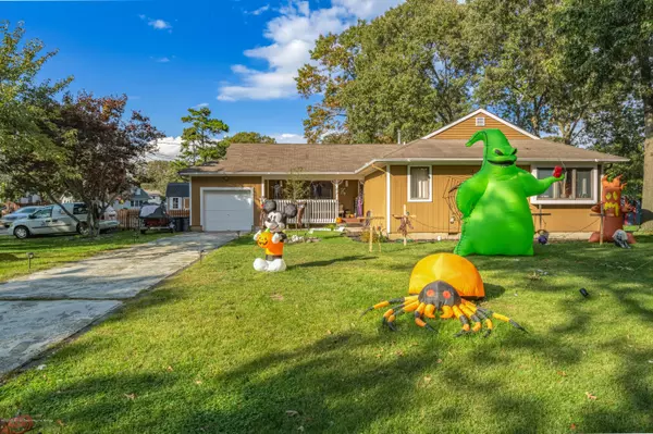 302 Chestnut Drive, Lanoka Harbor, NJ 08734