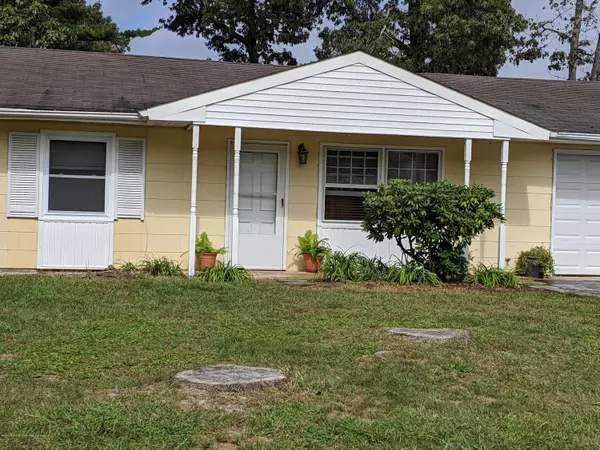 Lanoka Harbor, NJ 08734,110 Lawrence Drive