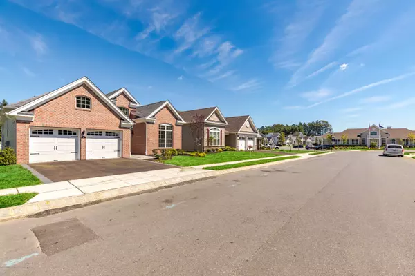 Ocean Twp, NJ 07712,3 Enclave Way