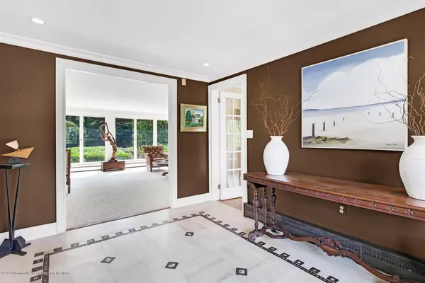 Rumson, NJ 07760,77 Ridge Road