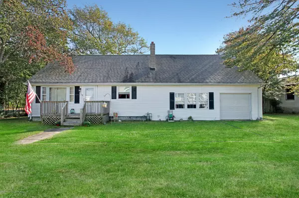 919 Clairmore Avenue, Lanoka Harbor, NJ 08734