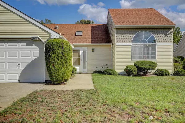 853 Ardmore Road #853B, Monroe, NJ 08831