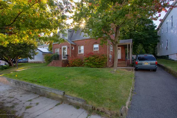 South Amboy, NJ 08879,323 George Street