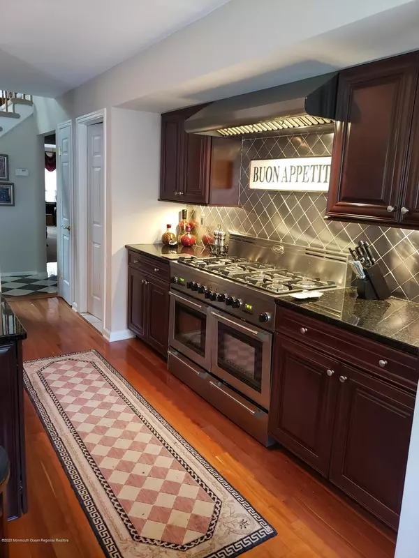 Little Silver, NJ 07739,26 Whitesands Way