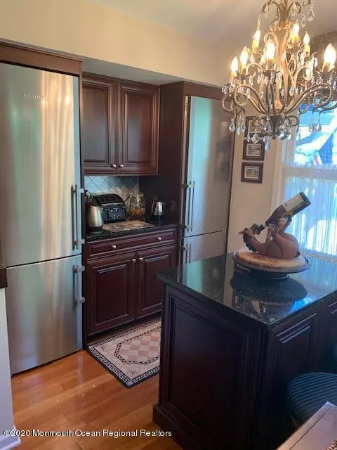 Little Silver, NJ 07739,26 Whitesands Way