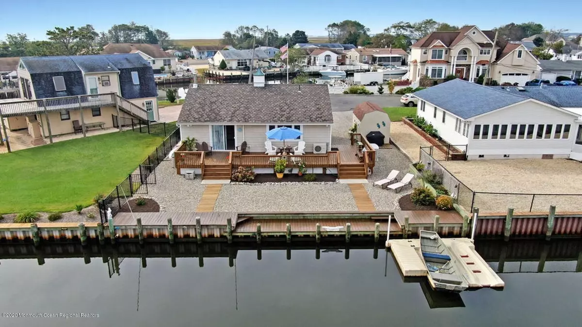 Lanoka Harbor, NJ 08734,1060 Bowsprit Point