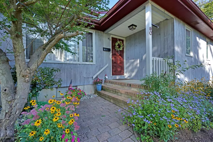 90 E Lincoln Avenue, Atlantic Highlands, NJ 07716