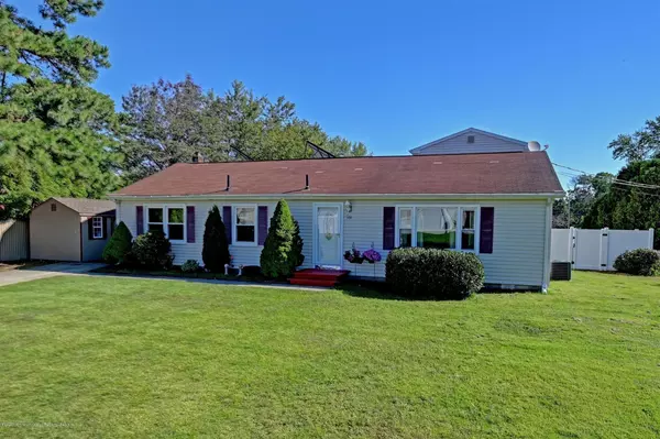 100 Beechmont Street, Toms River, NJ 08757