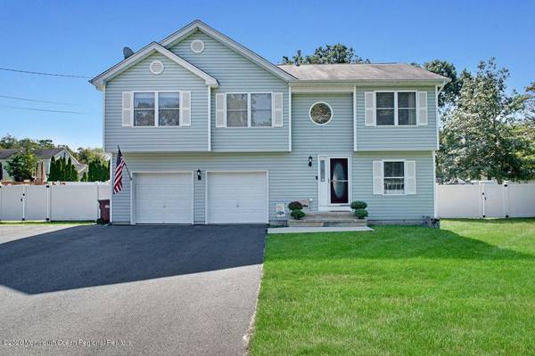 220 Bay Boulevard, Bayville, NJ 08721